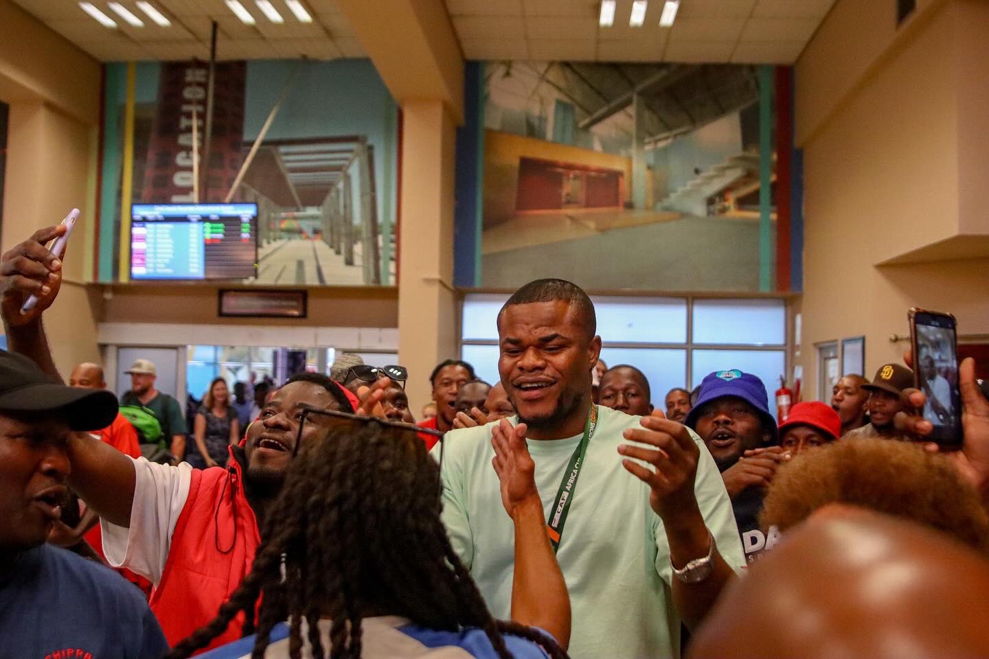 Super Eagles star goalkeeper Nwabali gets heroic welcome on return to South Africa club Chippa United (photos/video)