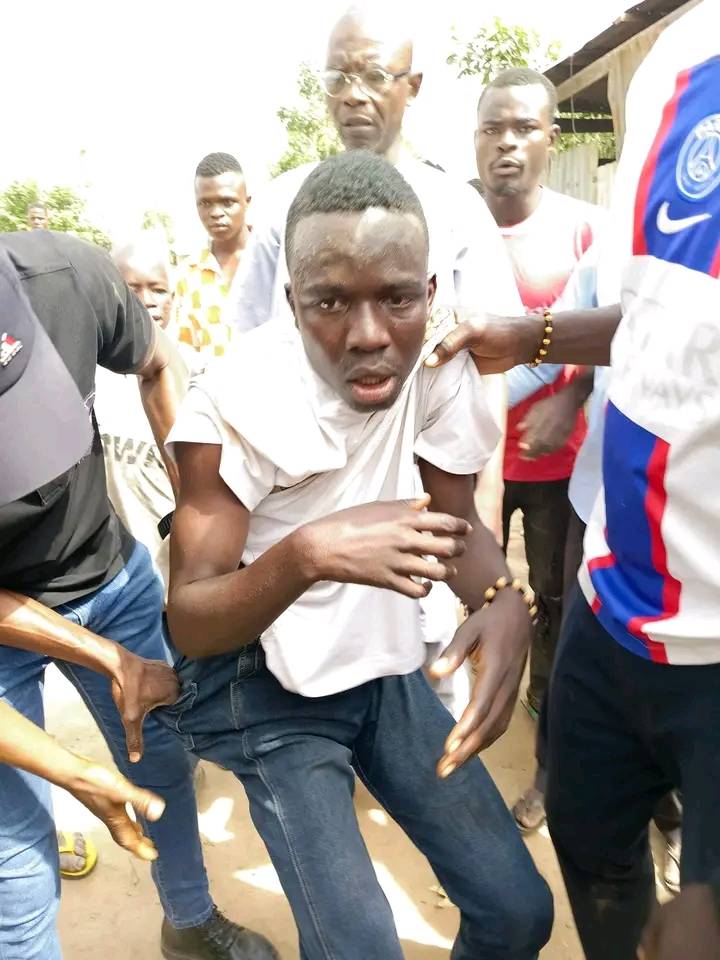 Police rescue suspected phone thief from angry mob in Taraba