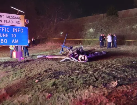 Five killed after small airplane crashes in Nashville