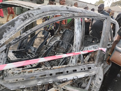 Several persons burnt to death as fuel tanker explodes on East-West road in Rivers state (photos)