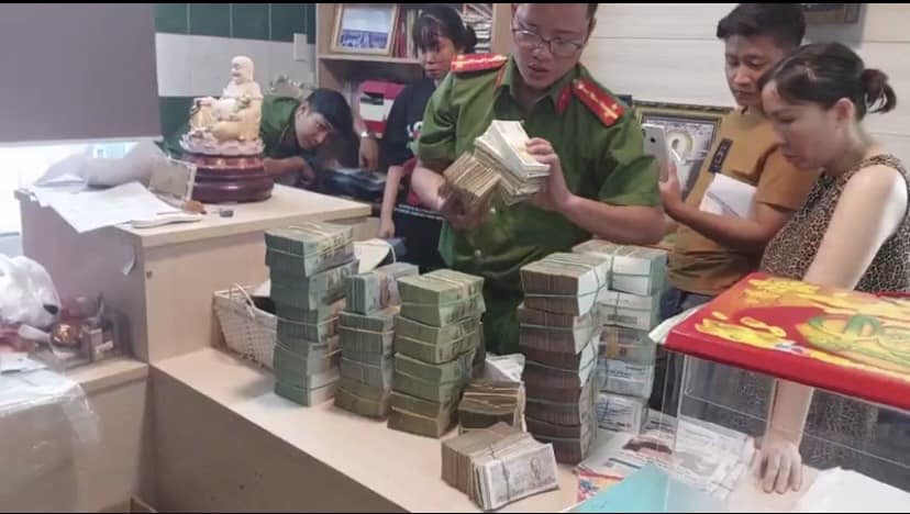 Nigerian man, his wife and 11 others arrested in Vietnam for alleged money laundrey