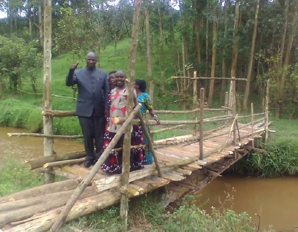 "Shame on you" Ugandan Senator gets called out after proudly showing off bridge he constructed for his constituents