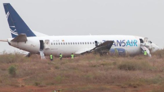 Boeing passenger plane skids off runway in Senegal injuring 11 (photos/video)
