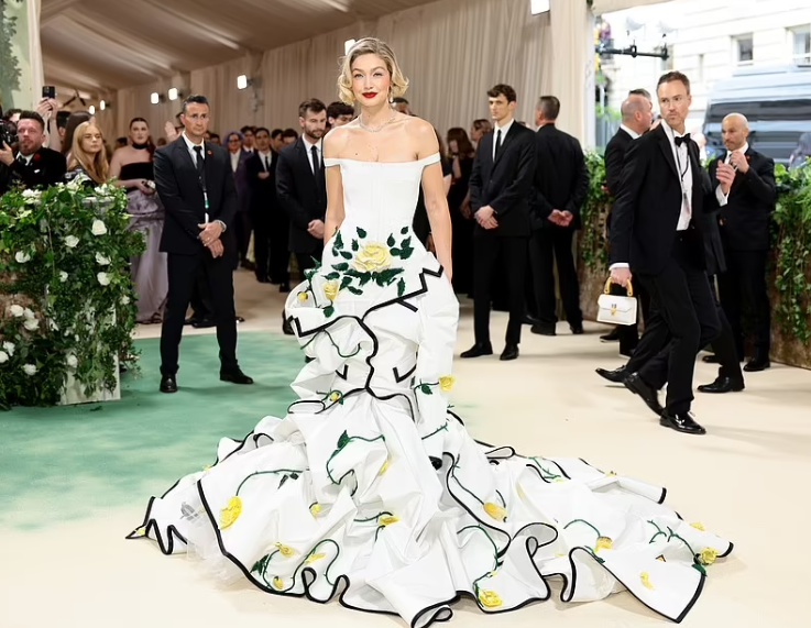 Celebrities stun on the red carpet at the 2024 Met Gala