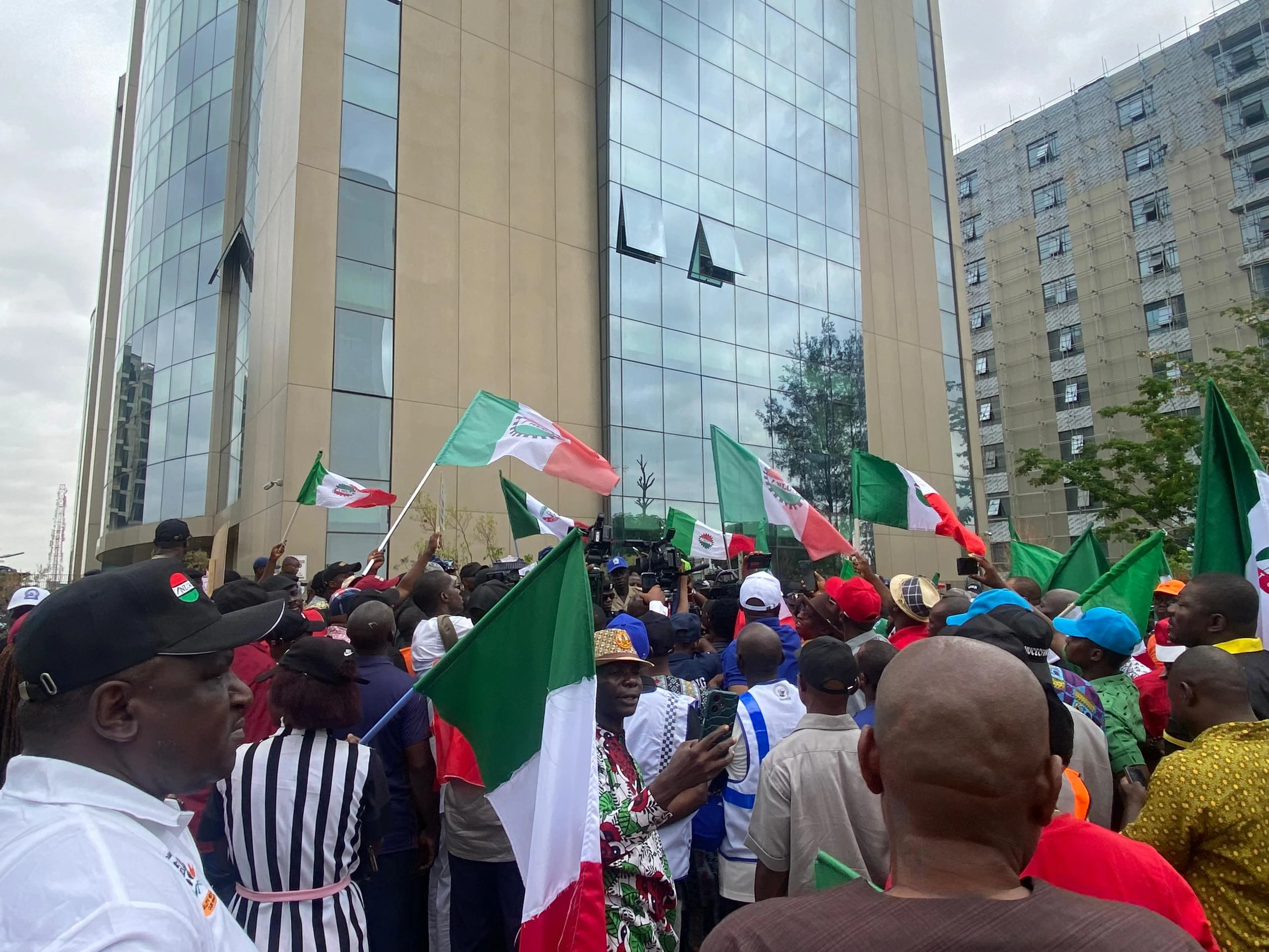 Labour unions descend on NERC offices in Lagos and Abuja over electricity tariff hike (Video)