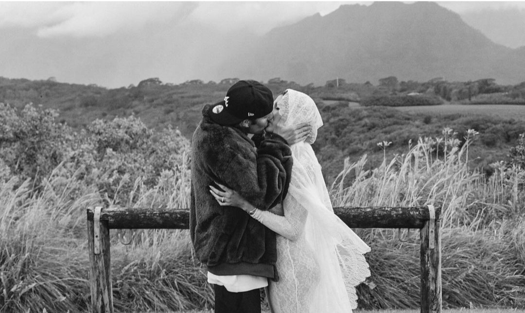 Justin Bieber and Hailey Bieber expecting first child (photos/video)