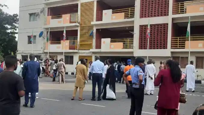 Thugs beat up anti-Ganduje protesters at APC headquarters